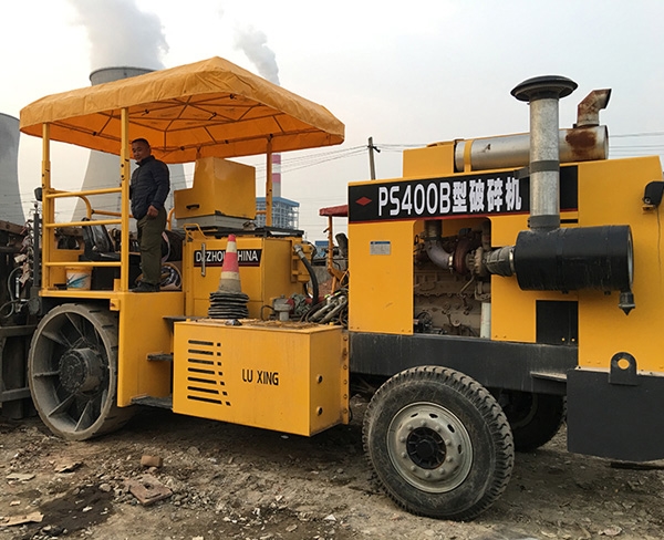 安徽移動(dòng)破碎機(jī)日常的維護(hù)及檢修工作有哪些？